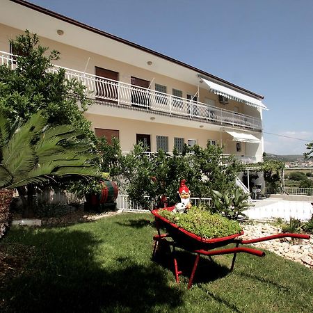 Apartment Carmen Trogir Kültér fotó